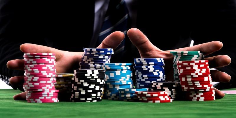 Nội dung chi tiết về các thứ tự poker
