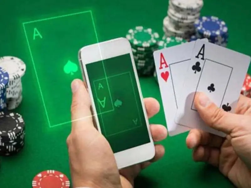 Có nên tải App Dự Đoán Baccarat miễn phí?