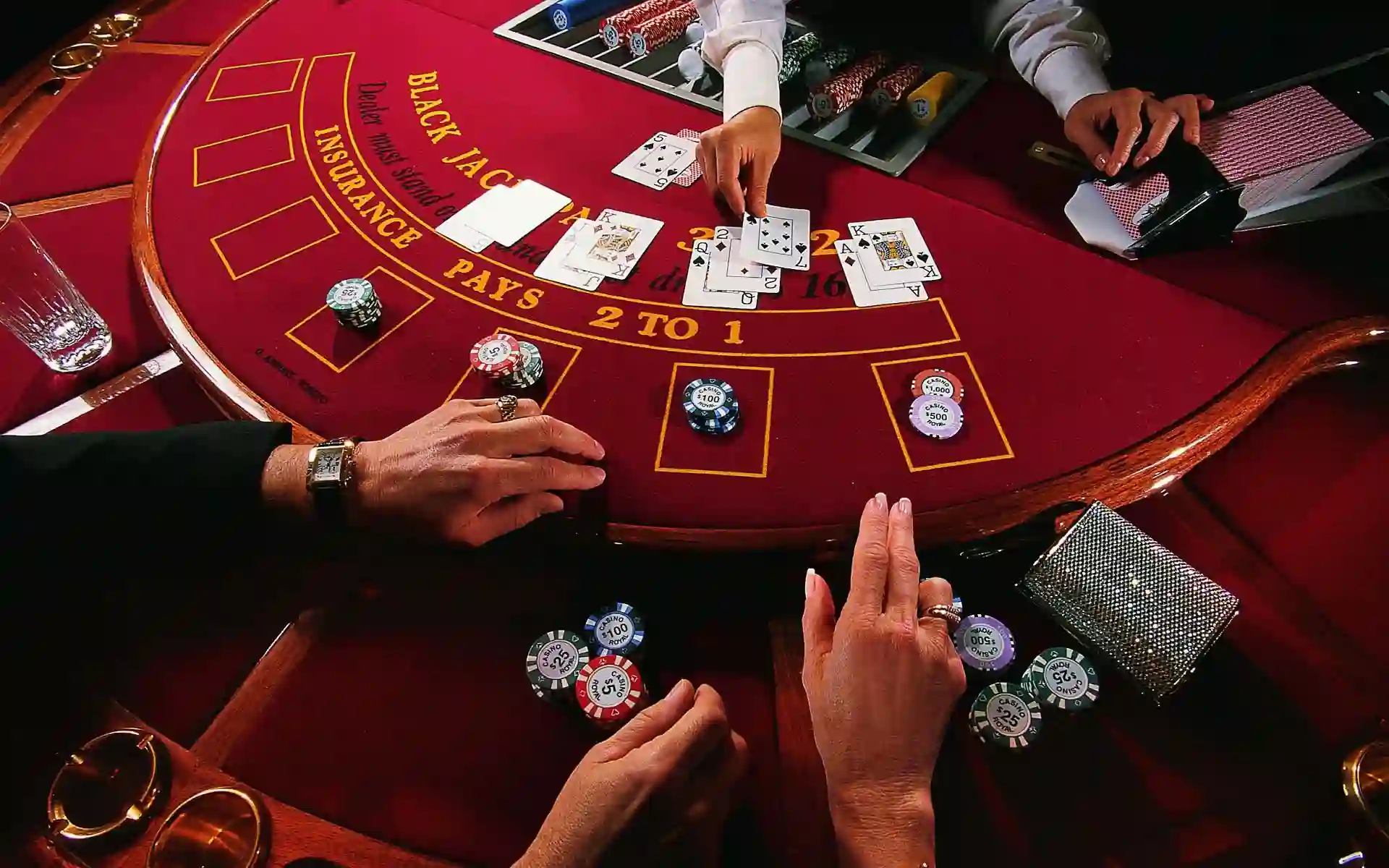 Tìm hiểu luật chơi Baccarat