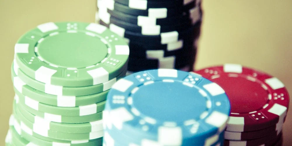 Poker Việt Nam cách chơi